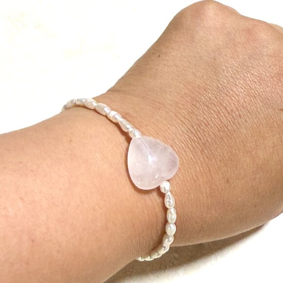 2/$20, Genuine Rose Quartz Stone Heart & White Freshwater Pearl Beaded Bracelet - Picture 9 of 11